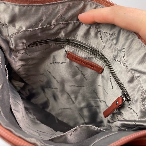 Lucky Brand Maka Brown Leather Crossbody Purse Walnut - Picture 8 of 10